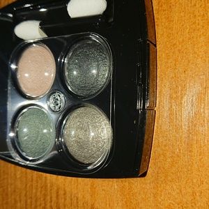 Authentic  chanel Multi-Effect Quadra Eyeshadow qu
